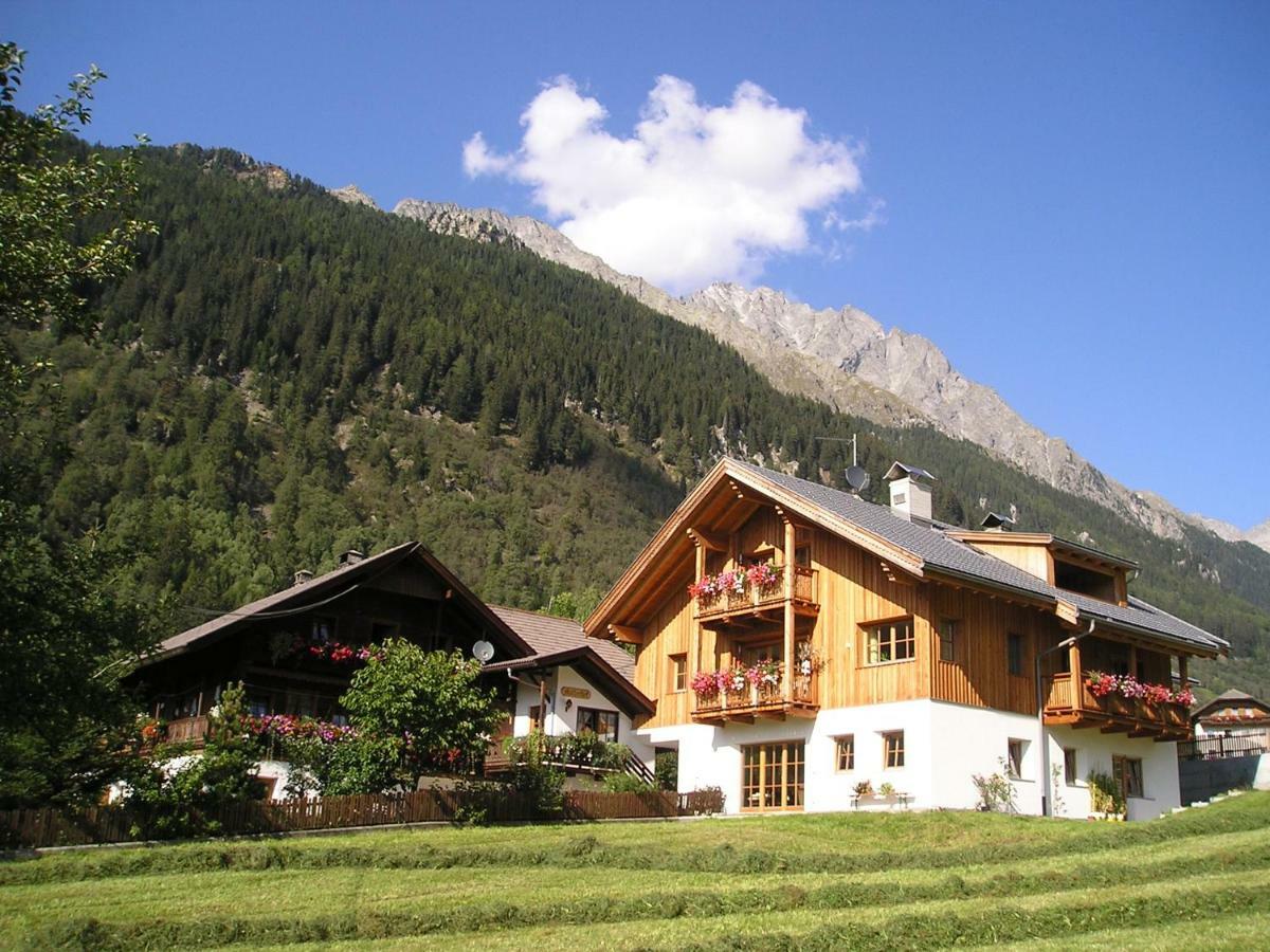 Muellerhof Villa Anterselva di Mezzo Luaran gambar