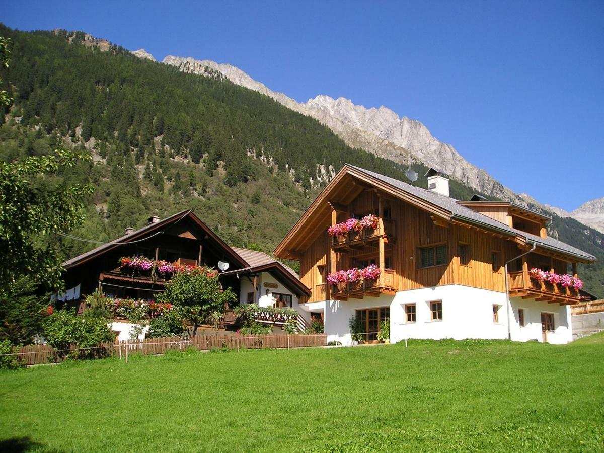 Muellerhof Villa Anterselva di Mezzo Luaran gambar